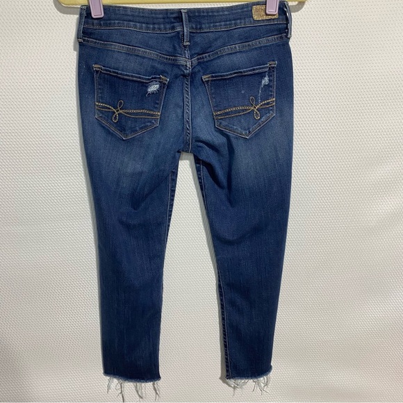 Denizen from Levi's Women's Low-Rise Blue Jeans Straight Size 3/26 - Picture 2 of 11